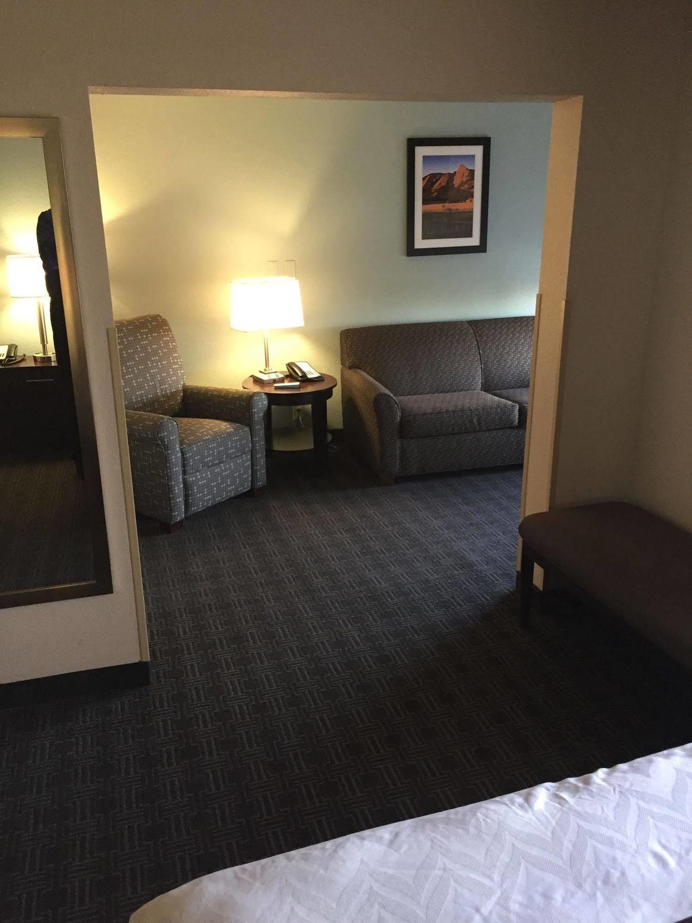 Best Western Plus Gateway Inn & Suites - Aurora Exterior photo